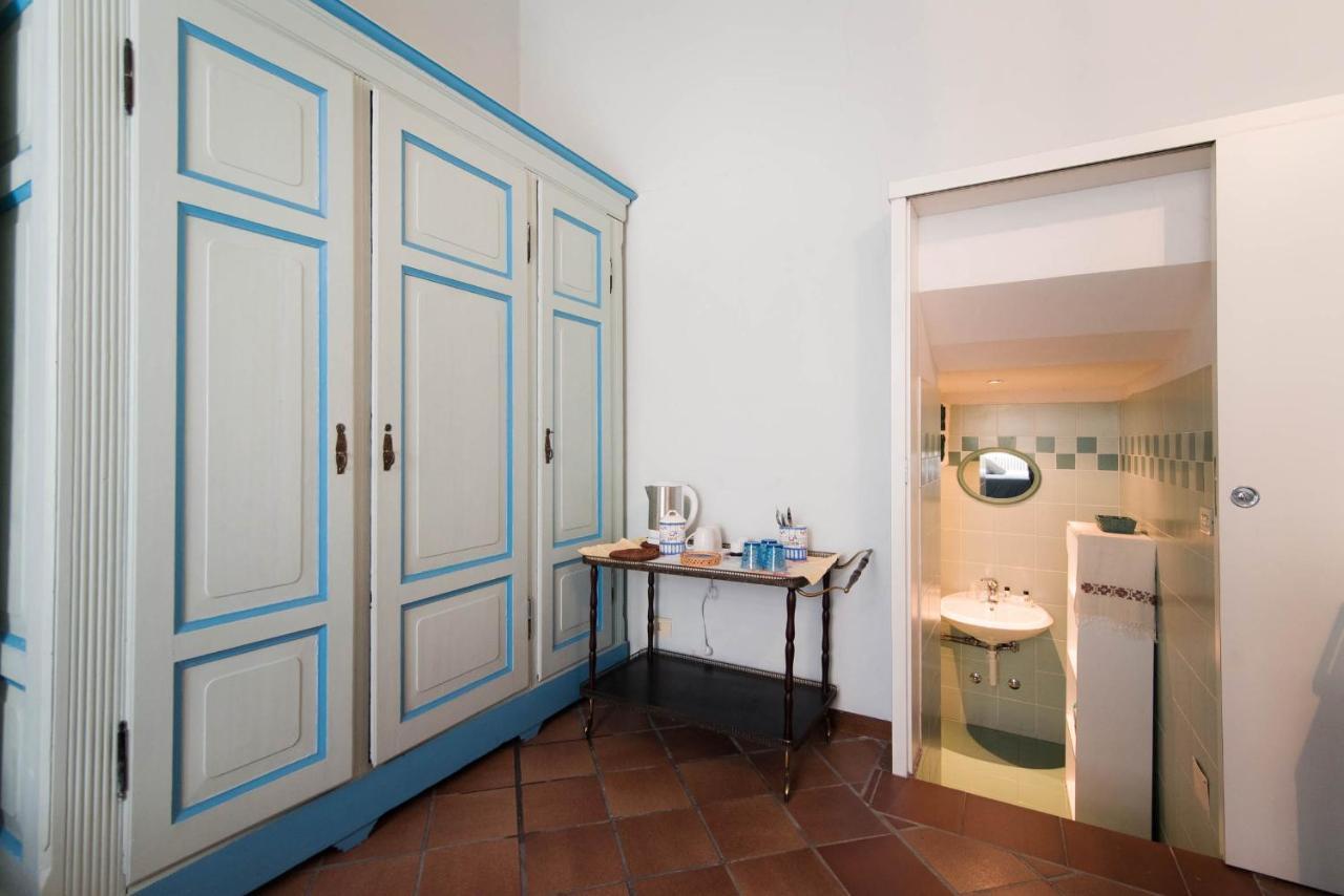 Room 34 - The House Of Travelers Como Exterior foto
